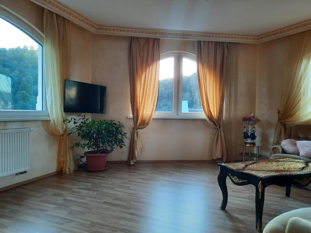 Lyra Apartments Karlovy Vary Luaran gambar