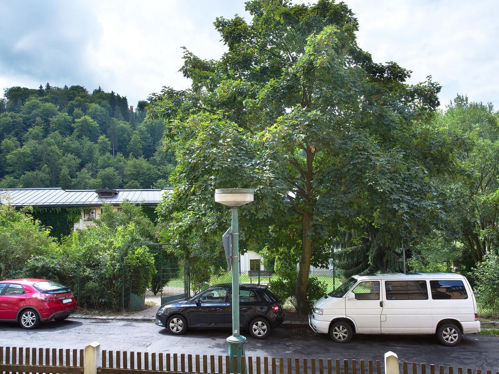 Lyra Apartments Karlovy Vary Bilik gambar