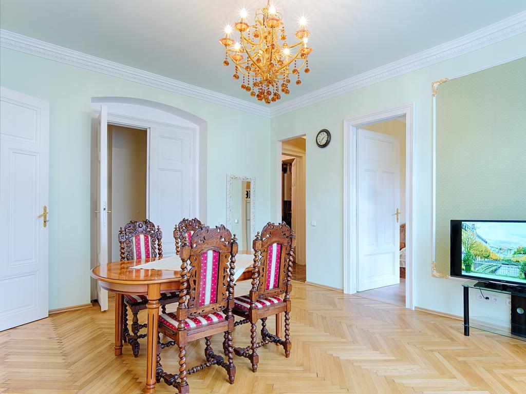 Lyra Apartments Karlovy Vary Bilik gambar