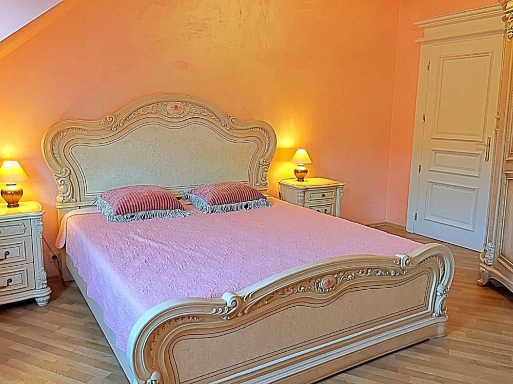 Lyra Apartments Karlovy Vary Luaran gambar