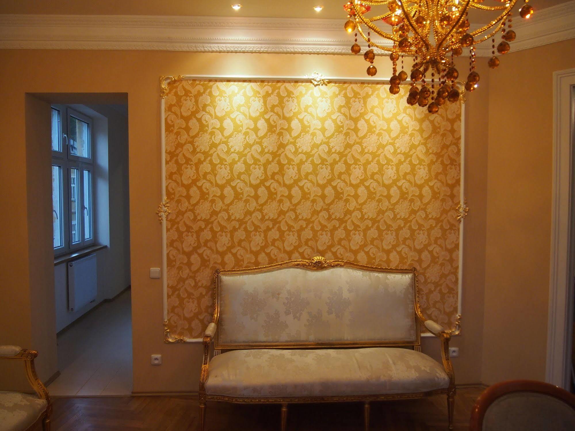 Lyra Apartments Karlovy Vary Luaran gambar